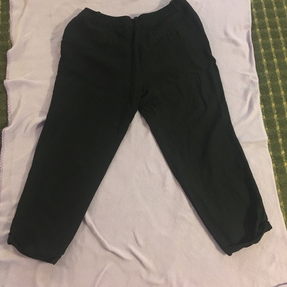 Calvin Klein black linen capri pant - Picture 3 of 4